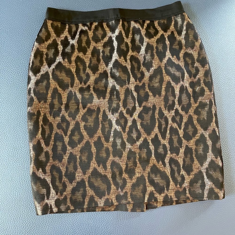 NWT Ann Taylor Bronze Metallic
Leopard Print Skirt Straight Day to
Night Size 4